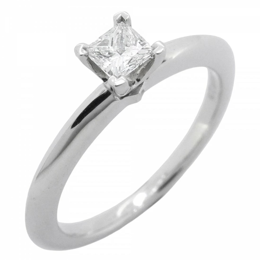 TIFFANY SOLITAIRE RING PT950 DIAMOND: Tiffany Solitaire Ring Pt950 Diamond Brand: Tiffany & Co. Type/Style: Ring Material: Pt950 Platinum, Color: SILVER Size: US4.5 Accessories: None Accessories Notice: When purchasing pre-owned goods,