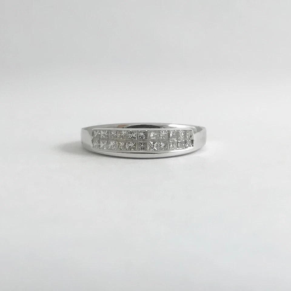 PRINCESS DIAMOND 2-ROW INVISIBLE CHANNEL-SET BAND RING (1 of 4)