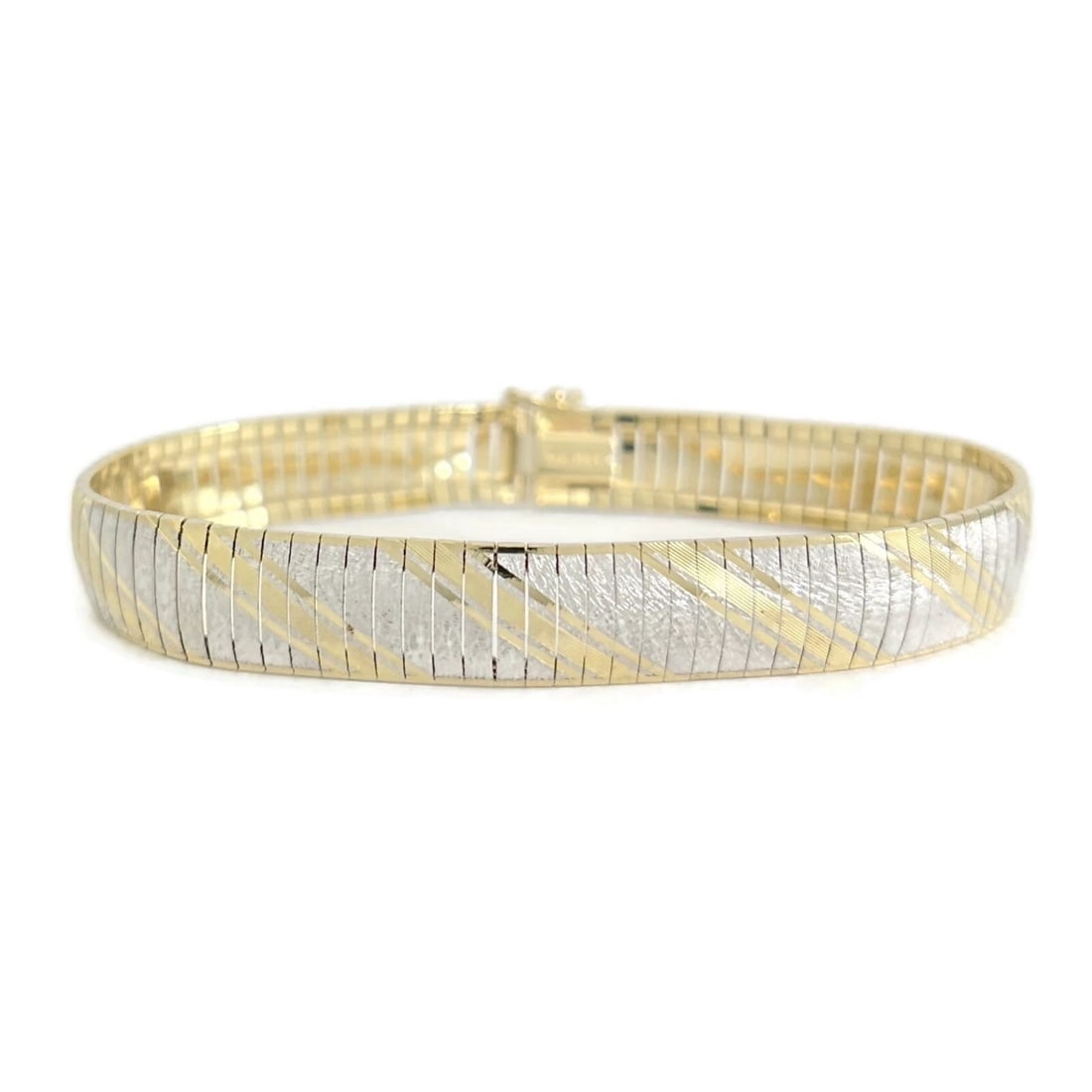 ESTATE TWO-TONE OMEGA BRACELET 14K YELLOW WHITE GOLD: Estate Two-Tone Omega Bracelet 14K Yellow White Gold Brand: Estate Type/Style: Bracelet Material: 14K Yellow White Gold, Color: Gold Size: Length: 7.5 inches Width: 10 mm Accessories: None