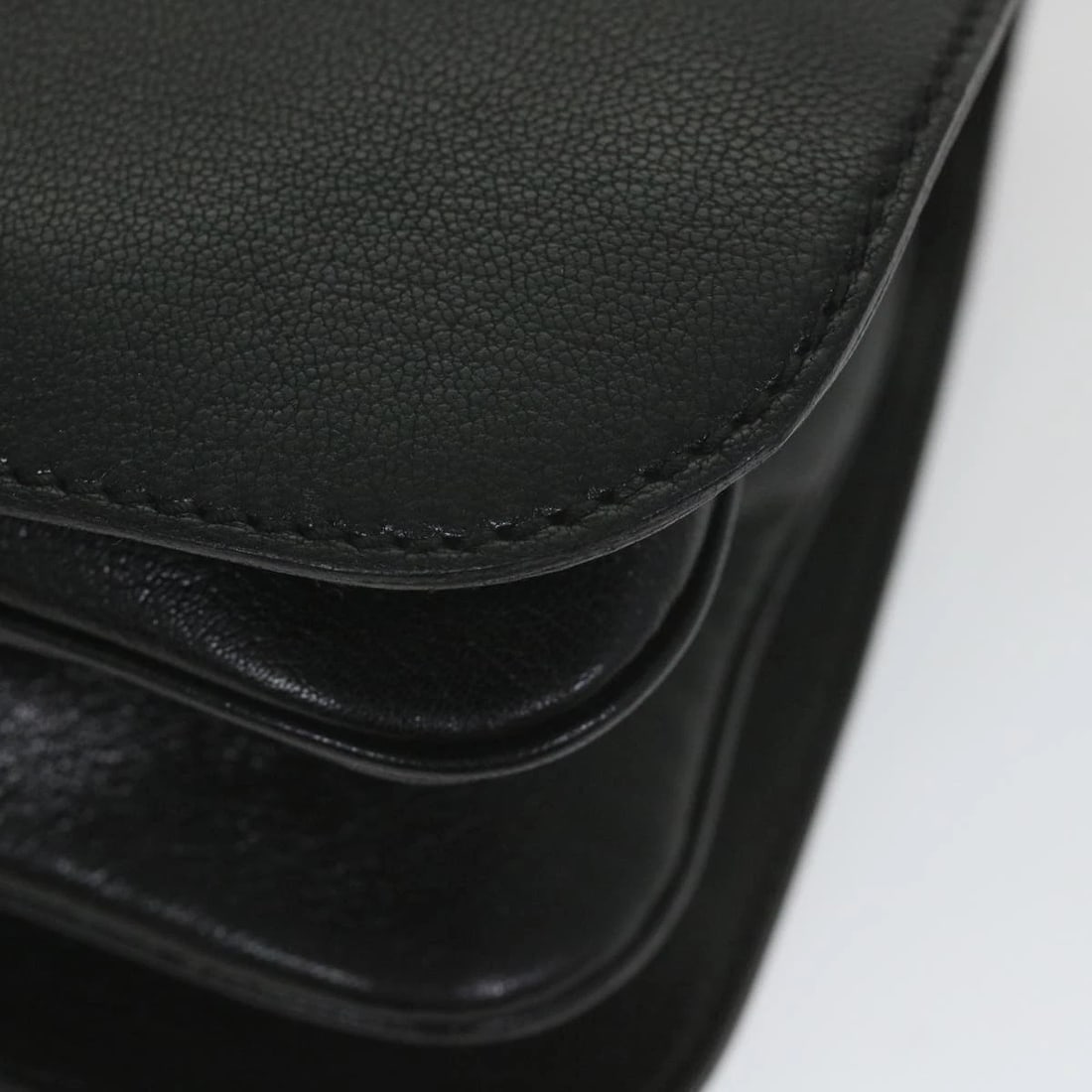 GUCCI INTERLOCKING SHOULDER BAG LEATHER BLACK - 9