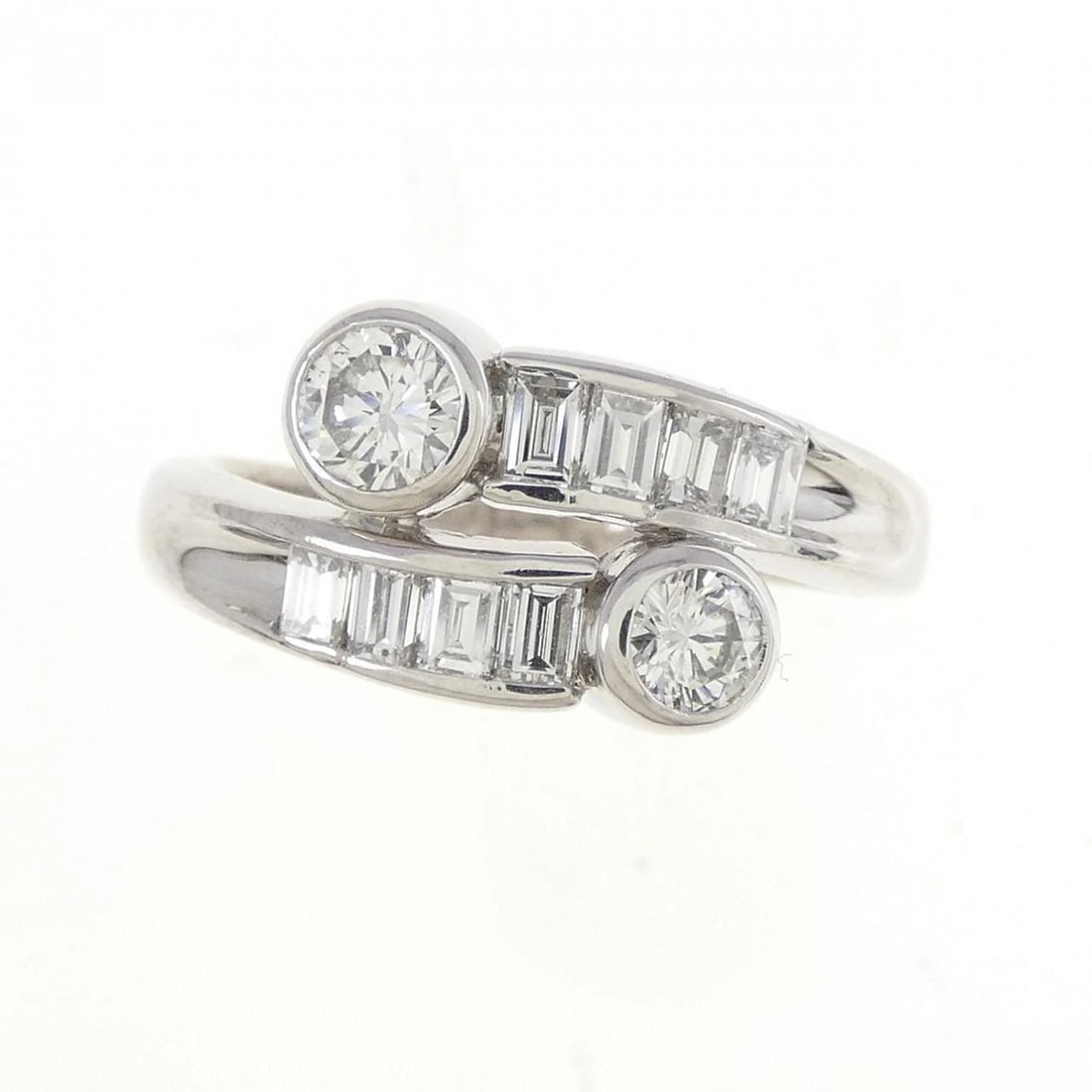 PT900 DIAMOND RING - 2