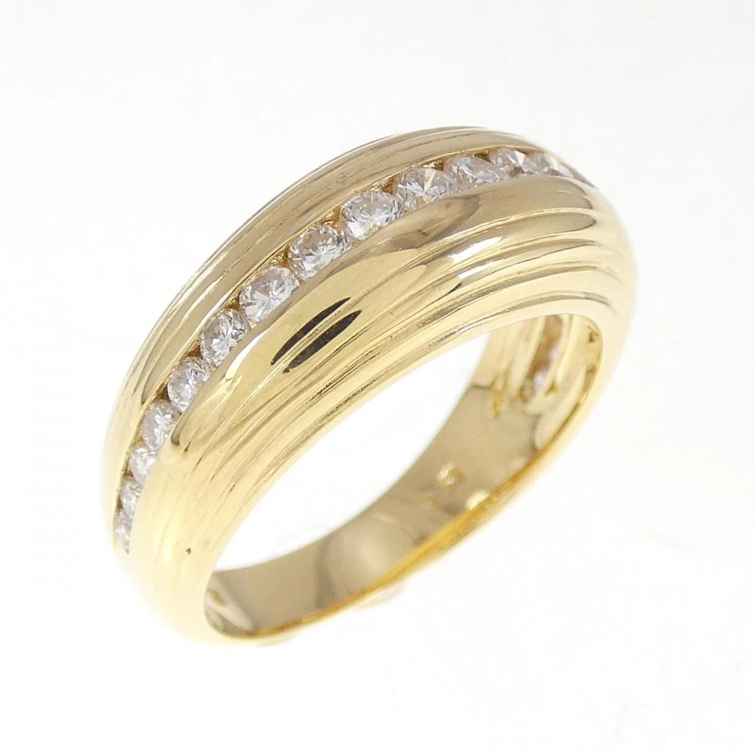 K18YG DIAMOND RING: K18YG Diamond Ring Brand: Unbranded Type/Style: Diamond Ring Material: K18 yellow gold, Main Stone/Creation Natural Color: Yellow Gold Size: US 6 Accessories: None Accessories Notice: When purchasing