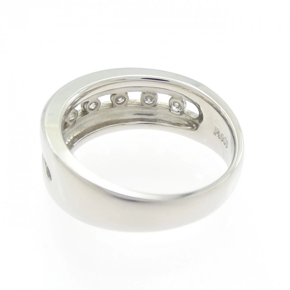 PT900 DIAMOND RING - 2
