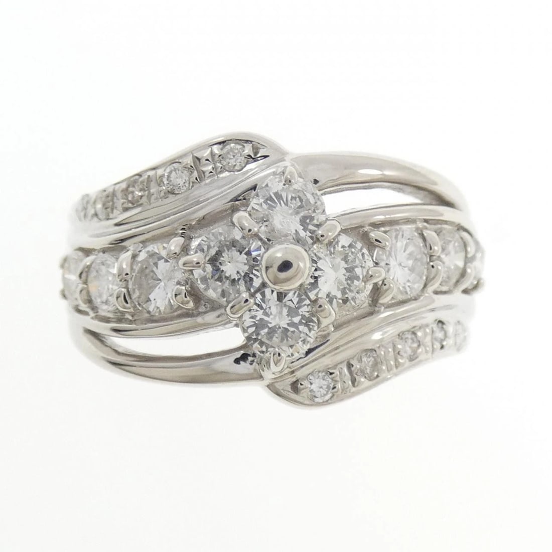 PT850 FLOWER DIAMOND RING - 2