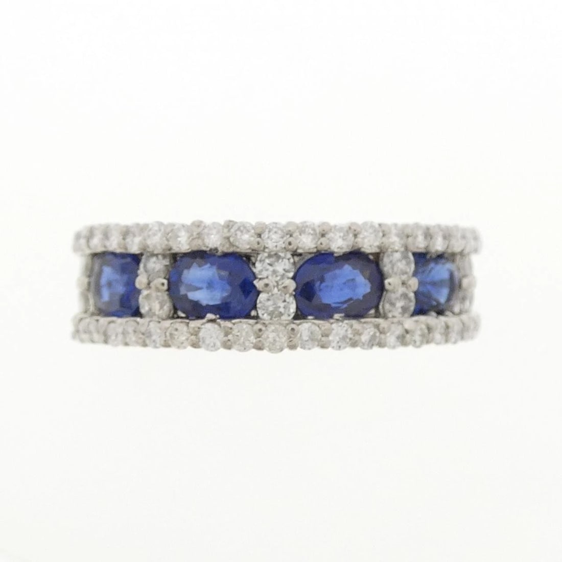 PT900 SAPPHIRE RING: PT900 Sapphire Ring Brand: Unbranded Type/Style: Sapphire Ring Material: Platinum900, Main Stone/Creation SapphireSecondary Stone Diamond Color: Silver Size: US 7 Accessories: None Accessories