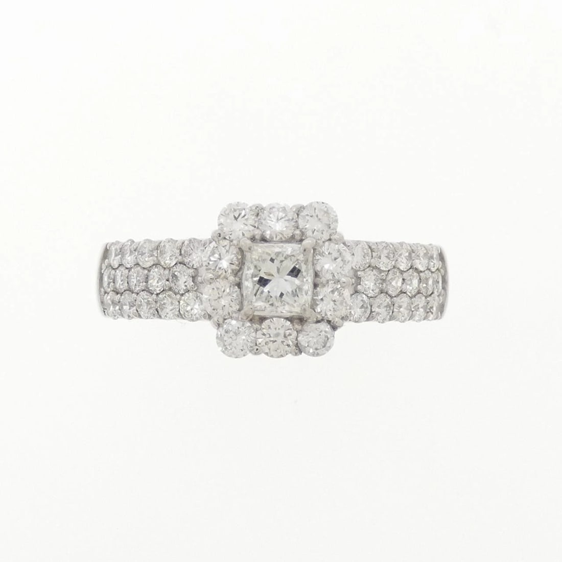 PT900 DIAMOND RING - 2