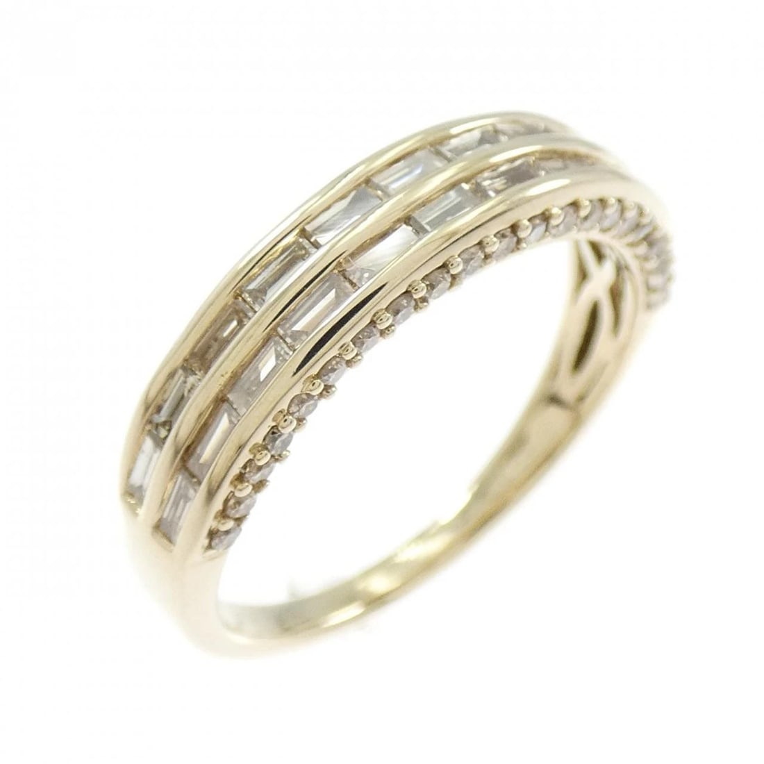 K18YG DIAMOND RING: K18YG Diamond Ring Brand: Unbranded Type/Style: Diamond Ring Material: K18 yellow gold, Main Stone/Creation Natural Color: Yellow Gold Size: US 7 3/4 Accessories: None Accessories Notice: When