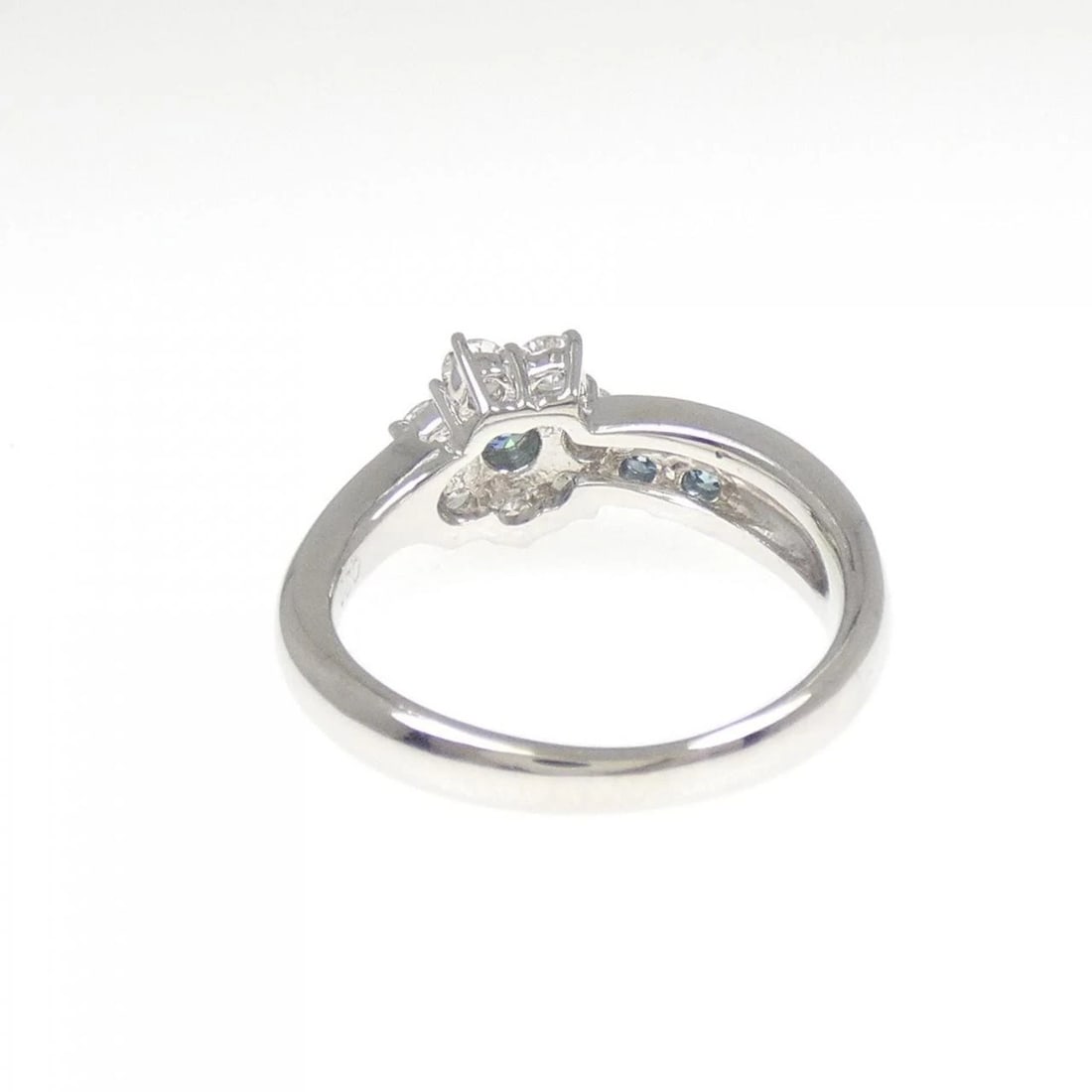 PT900 FLOWER DIAMOND RING - 2
