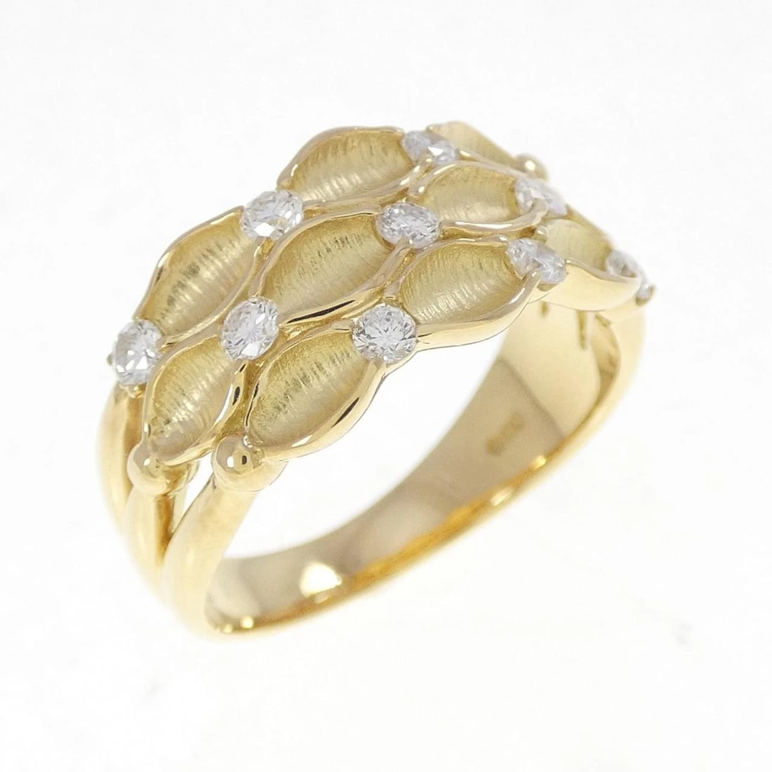 K18YG DIAMOND RING: K18YG Diamond Ring Brand: Unbranded Type/Style: Diamond Ring Material: K18 yellow gold, Main Stone/Creation Natural Color: Yellow Gold Size: US 6 Accessories: None Accessories Notice: When