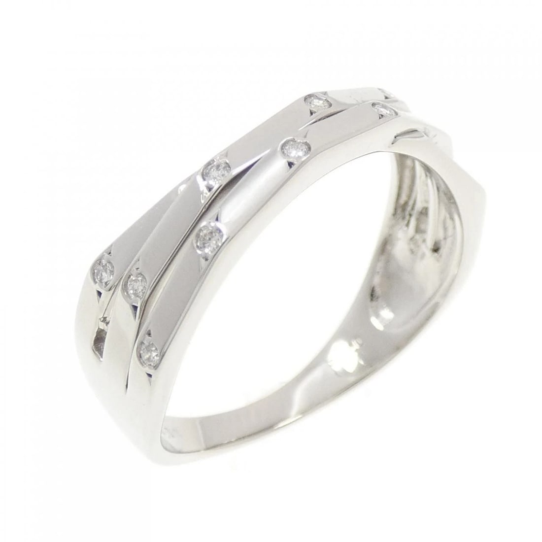 PT950 DIAMOND RING: PT950 Diamond Ring Brand: Unbranded Type/Style: Diamond Ring Material: Platinum950, Main Stone/Creation Natural Color: Silver Size: US 7 1/4 Accessories: None Accessories Notice: When purchasing