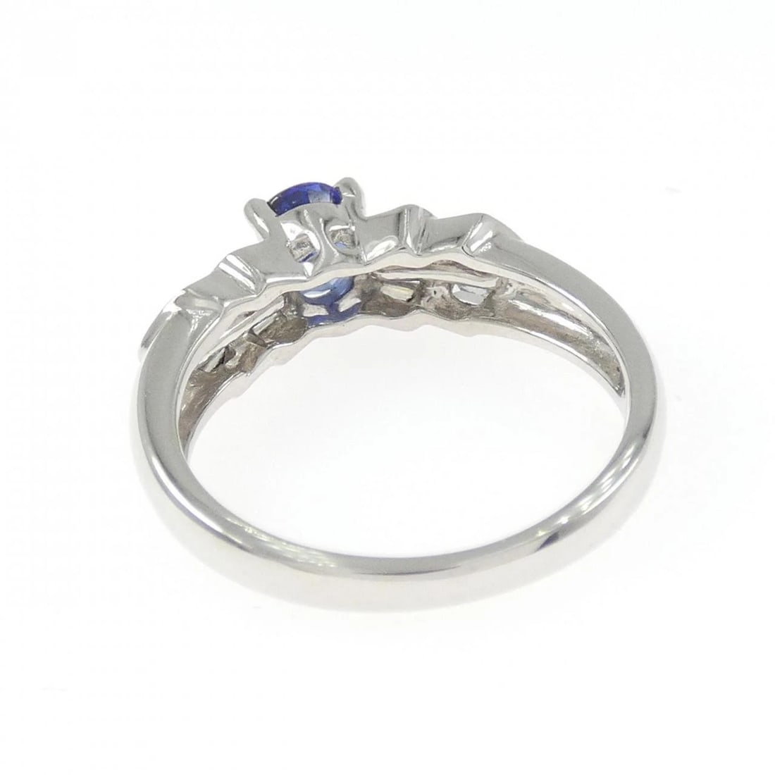 PT900 SAPPHIRE RING - 2