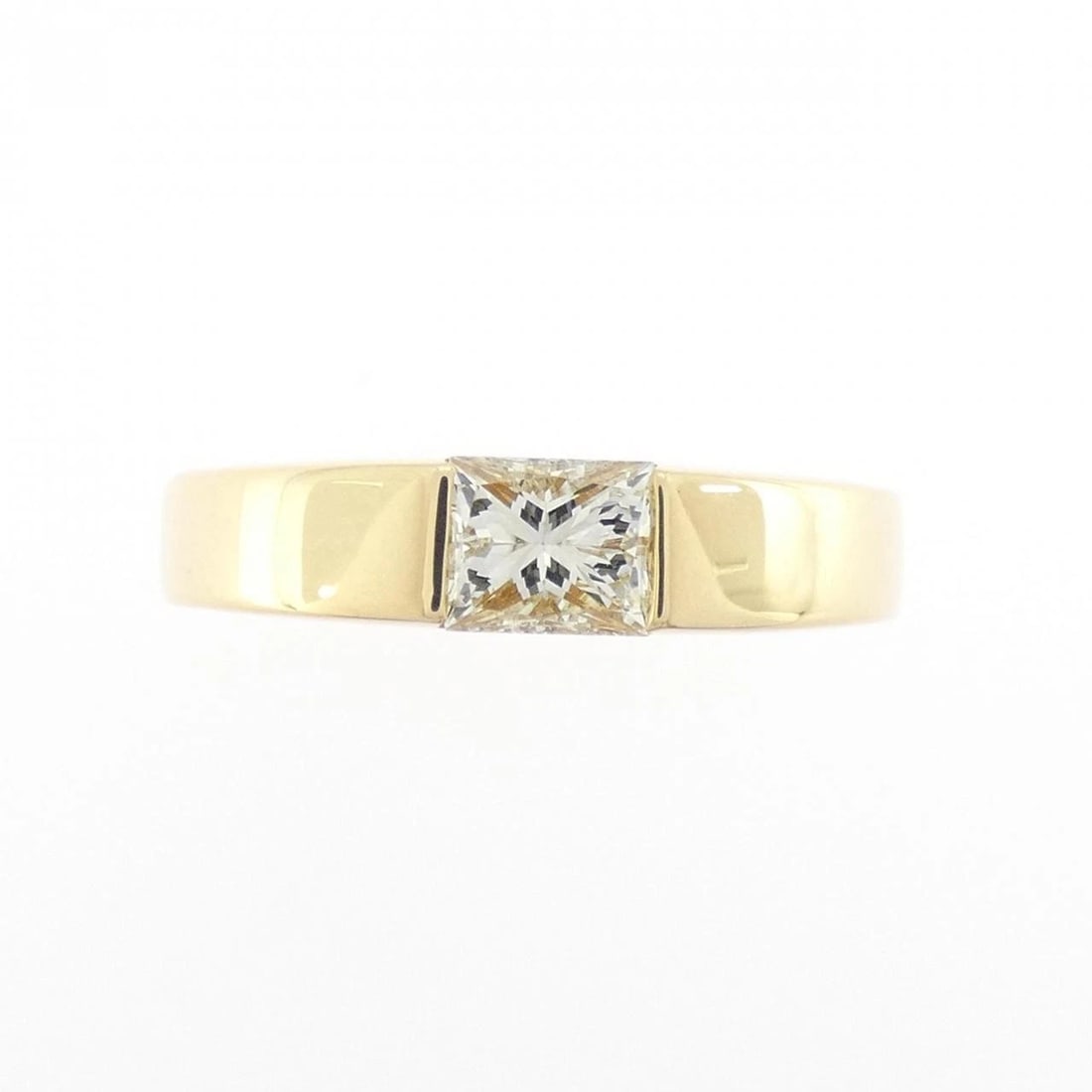 K18YG DIAMOND RING: K18YG Diamond Ring Brand: Unbranded Type/Style: Diamond Ring Material: K18YG, Main Stone/Creation Natural Color: Yellow Gold Size: US 4 Accessories: None Accessories Notice: When purchasing pre-owned