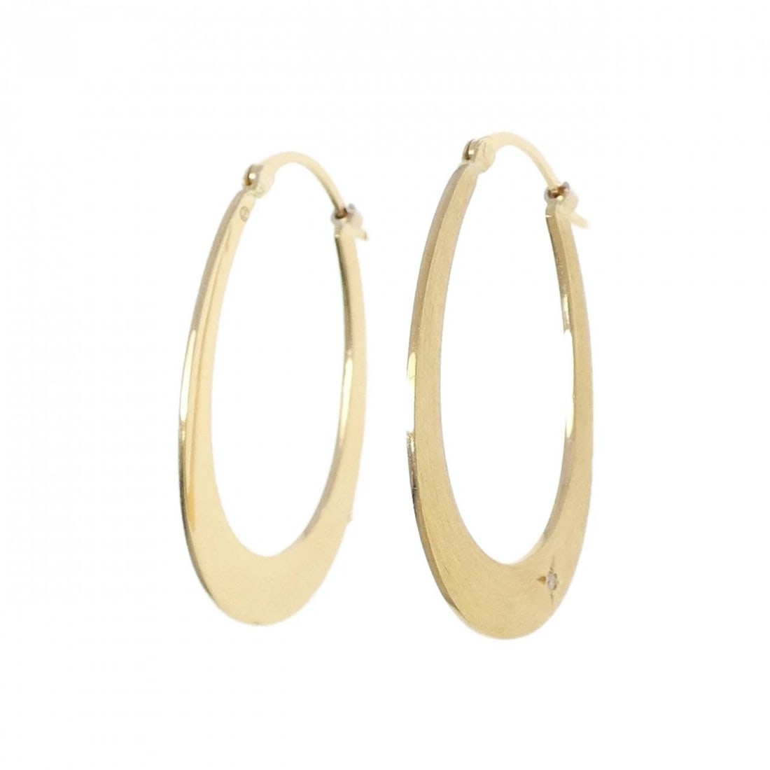 750YG DIAMOND PIERCE: 750YG Diamond Pierce Brand: Unbranded Type/Style: Diamond Pierce/Earring Material: 750 yellow gold, Main Stone/Creation Natural Color: Yellow gold Size: Actual Size Approx. height x width: 26.1mm x