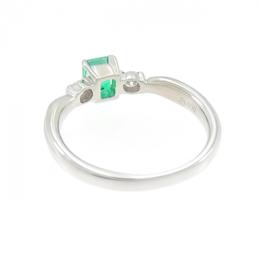 PT900 EMERALD RING - 2