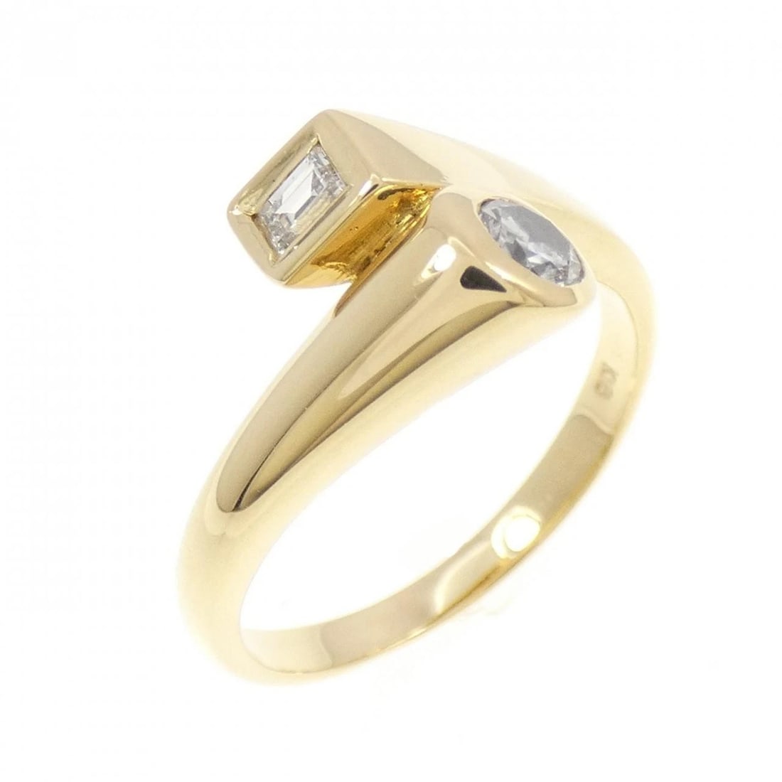 K18YG DIAMOND RING: K18YG Diamond Ring Brand: Unbranded Type/Style: Diamond Ring Material: K18 Yellow Gold, Main Stone/Creation Natural Color: Yellow Gold Size: US 6 1/2 Accessories: None Accessories Notice: When