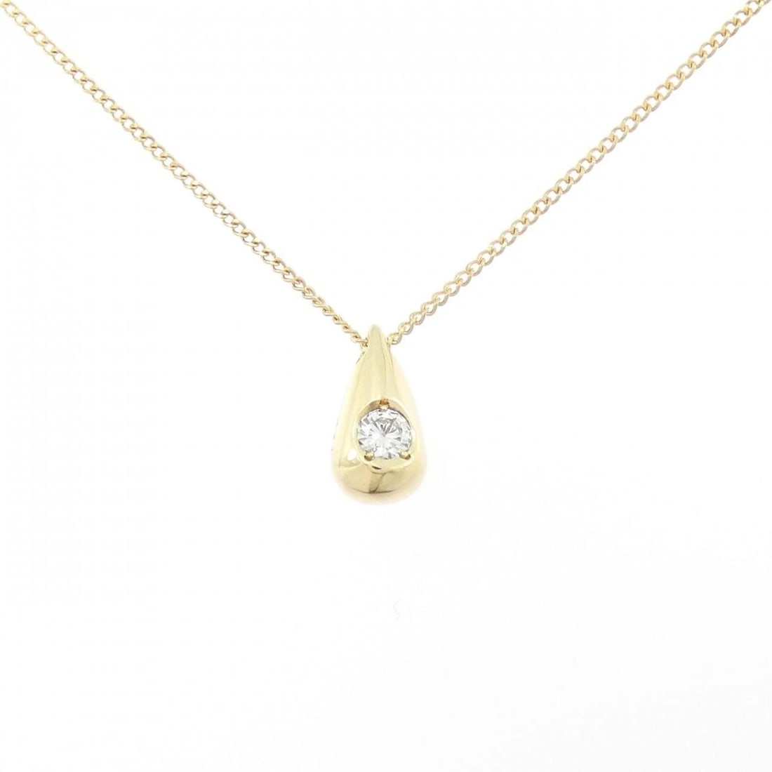 K18YG DIAMOND NECKLACE: K18YG Diamond Necklace Brand: Unbranded Type/Style: Diamond Necklace Material: K18 Yellow Gold, Main Stone/Creation Natural Color: Yellow Gold Size: 40cmActual Size Pendant length approx. x width