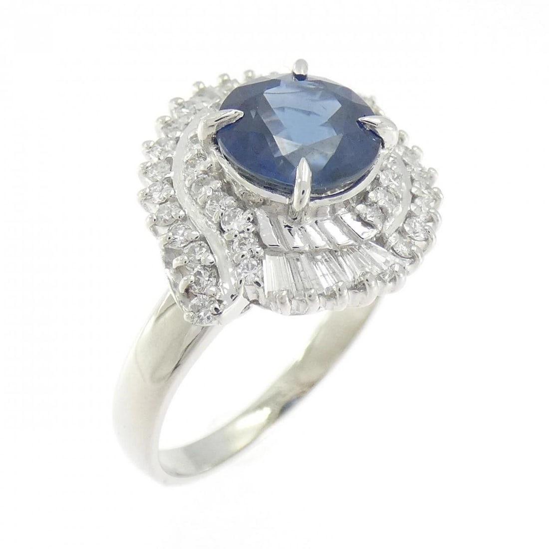 PT900 SAPPHIRE RING: PT900 Sapphire Ring Brand: Unbranded Type/Style: Sapphire Ring Material: PT900, Main Stone/Creation SapphireSecondary Stone Diamond Color: Silver Size: US 5 1/2 Accessories: None Accessories Notice: