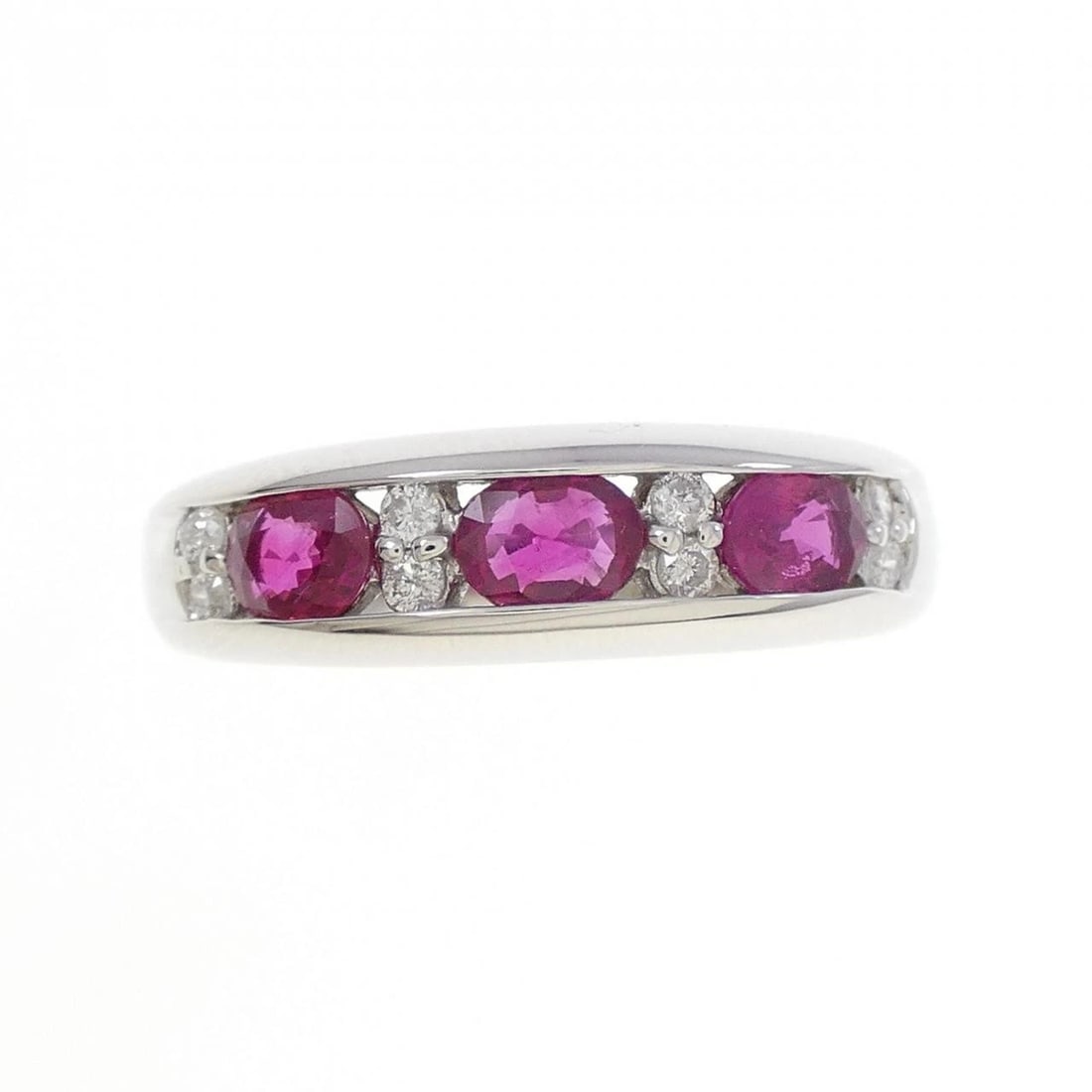 PT900 RUBY RING: PT900 Ruby Ring Brand: Unbranded Type/Style: Ruby Ring Material: PT900, Main Stone/Creation RubySecondary Stone Diamond Color: Silver Size: US 7 3/4 Accessories: None Accessories Notice: W