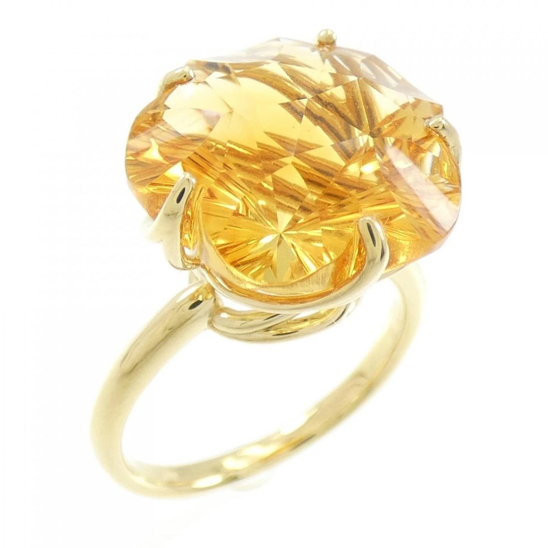 K18YG FLOWER CITRINE RING: K18YG Flower Citrine Ring Brand: Unbranded Type/Style: citrine ring Material: K18YG, Main Stone/Creation Citrine Color: Yellow Gold Size: US 5 1/2 Accessories: None Accessories Notice: When