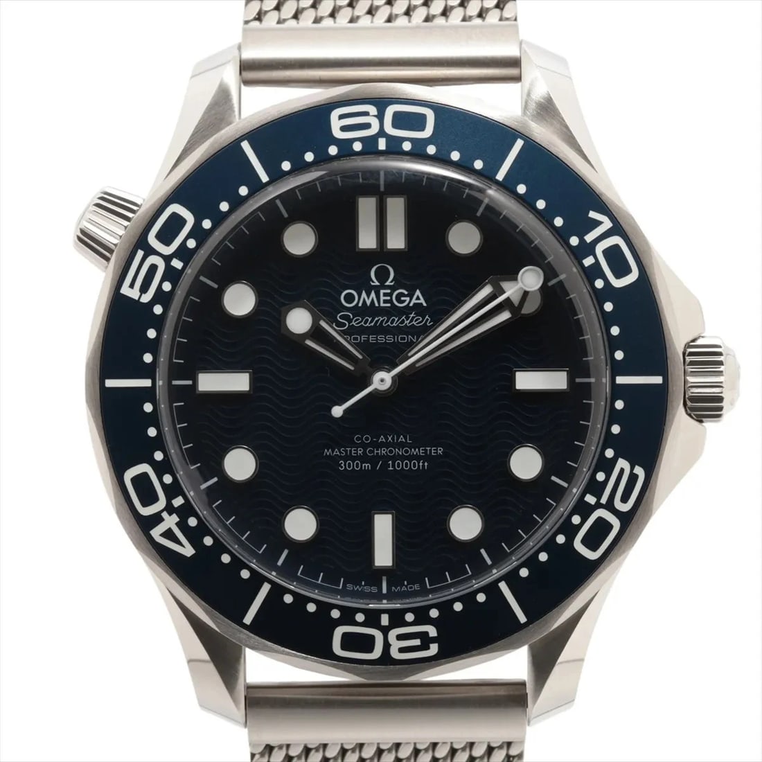 OMEGA SEAMASTER DIVER SS BLUE DIAL, WATCH: Omega Seamaster Diver SS blue dial, Watch Brand: Omega Type/Style: Wristwatch Material: SS Color: blue Size: Case:W1.6 x H1.6inch / W42 x H42 Circumference of Wrist:8.1inch / 20.5 Accessories: Non