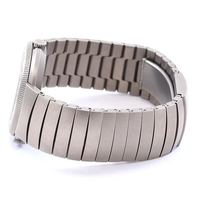 PORSCHE DESIGN WATCH - 4