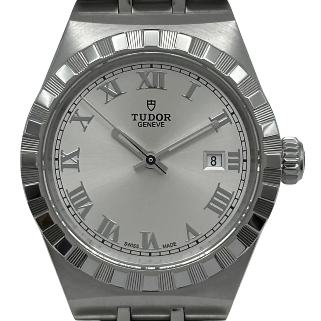 TUDOR ROYAL DATE SILVER, WATCH: Tudor Royal Date Silver, Watch Brand: TUDOR Type/Style: Wrist watch Material: Stainless steel Color: Dial Color Silver Size: [ Case size ] 28mm / Case thickness: 9.9mm [ Arm circumference size ] 17cm