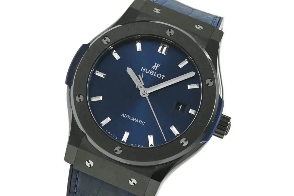 HUBLOT CLASSIC FUSION CERAMIC BLUE, WATCH: HUBLOT Classic Fusion Ceramic Blue, Watch Brand: HUBLOT Type/Style: Wrist watch Material: Case Material CE Color: Dial Color Blue Size: [ Arm circumference size ] Maximum 19cm Accessories: None