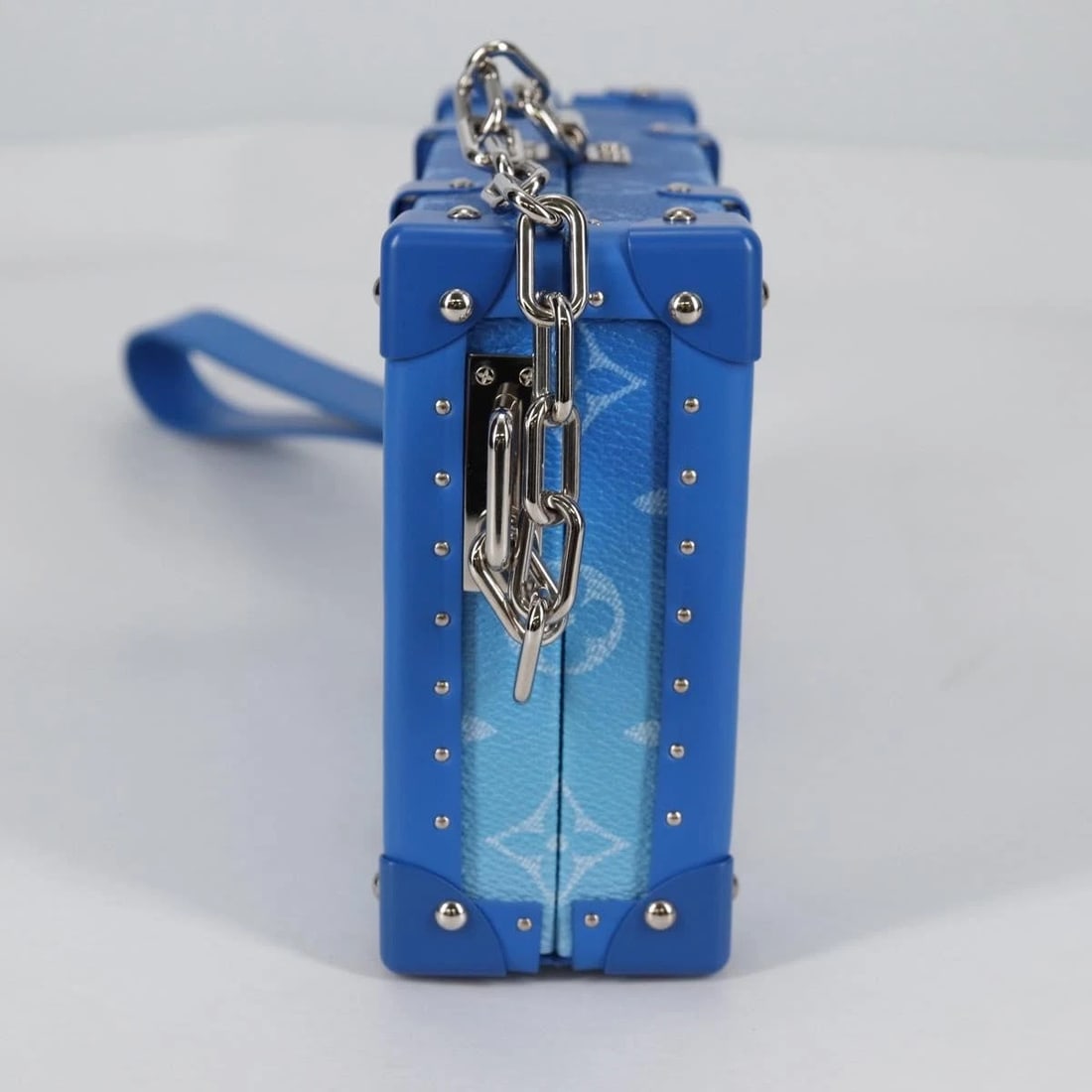LOUIS VUITTON MONOGRAM CLOUDS TRUNK CLUTCH - 3