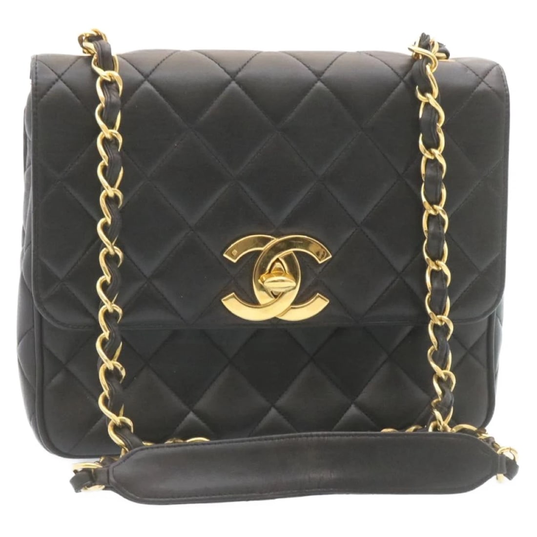 CHANEL MATELASSE CHAIN FLAP SHOULDER BAG LAMB SKIN: CHANEL Matelasse Chain Flap Shoulder Bag Lamb Skin Brand: CHANEL Type/Style: Shoulder Bag Material: Leather/Lamb Skin Color: Black/Gold Size: W9.8 x H7.9 x D3.5inch(Approx) Accessories: None <