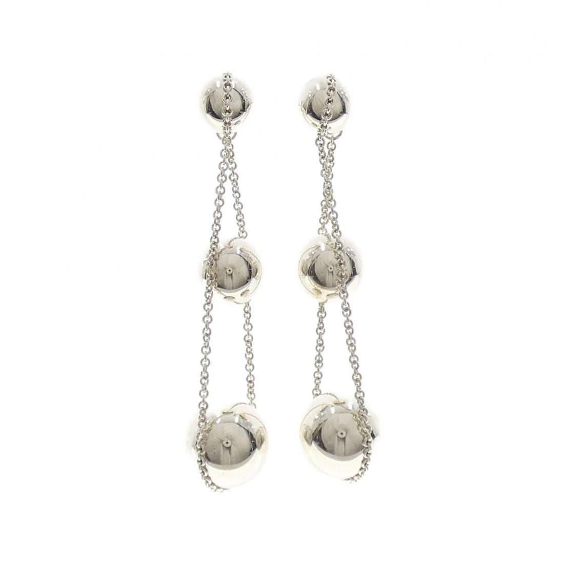 TIFFANY&CO. TRIPLE DROP PIERCE: TIFFANY&Co. Triple Drop Pierce Brand: TIFFANY&Co. Type/Style: TIFFANY&Co. Pierce/Earring Material: 925Silver, Color: Silver Size: Actual Size Approx. length x width: 57.9mm x 13.9mm Accessories: None