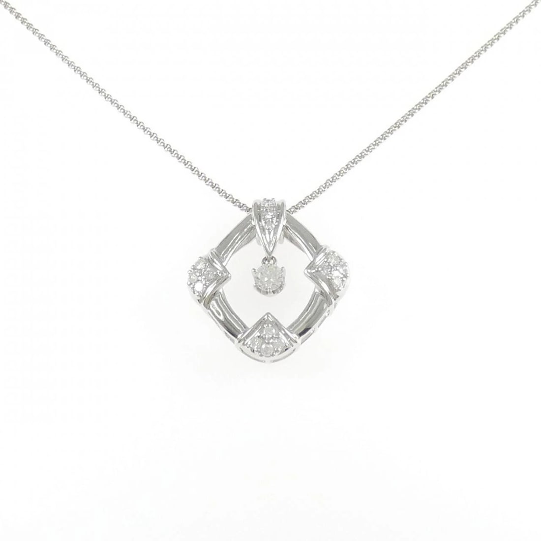 PT900/PT850 DIAMOND NECKLACE: PT900/PT850 Diamond Necklace Brand: Unbranded Type/Style: Diamond Necklace Material: PT900/PT850, Main Stone/Creation Natural Color: Silver Size: Actual Size Pendant length approx. x width approx.: