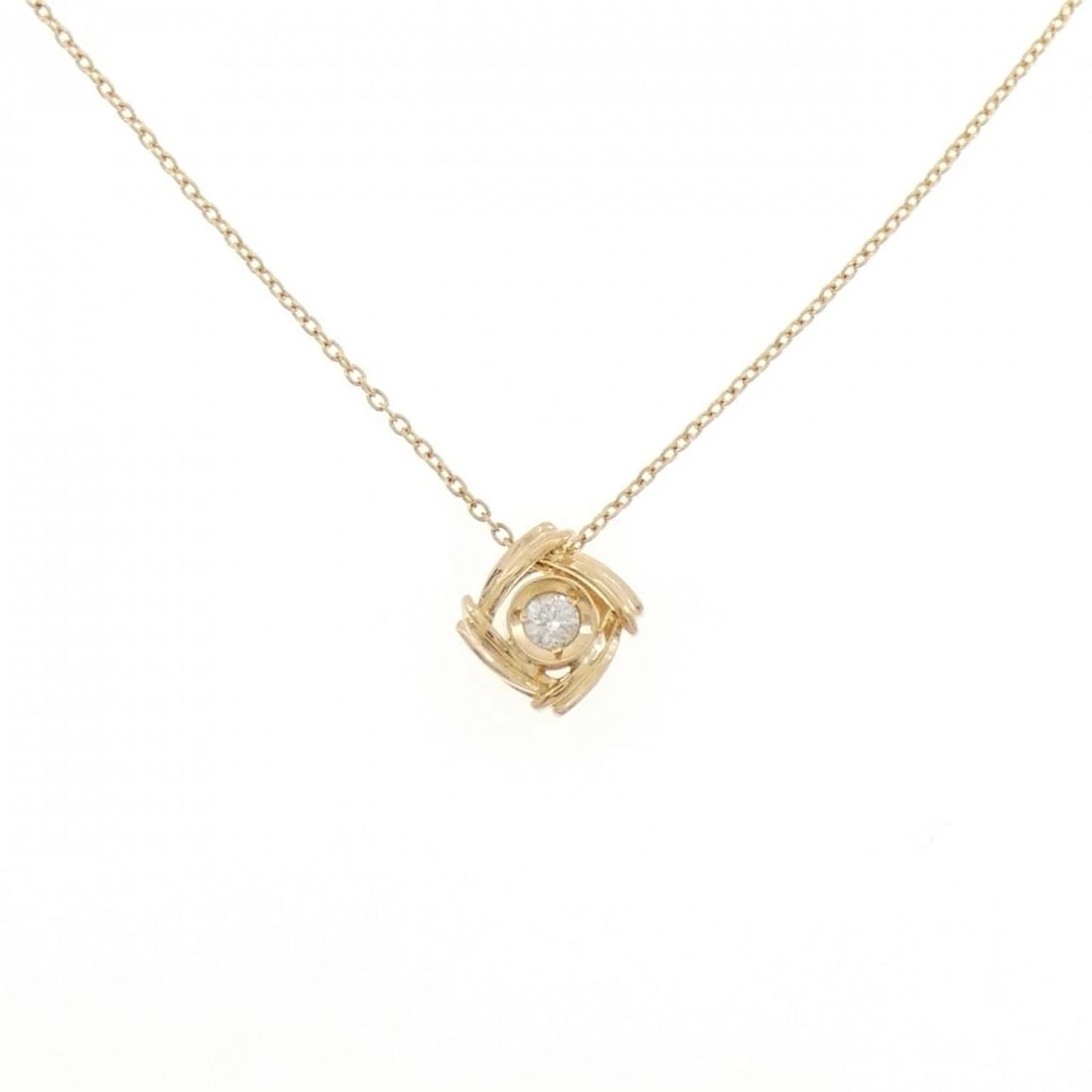 K18YG DIAMOND NECKLACE: K18YG Diamond Necklace Brand: Unbranded Type/Style: Diamond Necklace Material: K18YG, Main Stone/Creation NATURAL Color: YELLOW GOLD Size: 40CM Actual Size Pendant length approx. x width approx.: