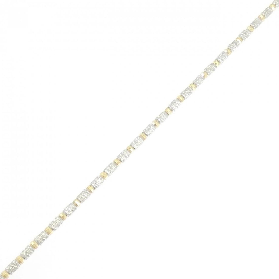 K18YG/K18WG BRACELE: K18YG/K18WG Bracele Brand: Unbranded Type/Style: Bracelet Material: K18YG/K18WG, Color: YG,WG Size: 18cmActual Size Max width approx: 1.9mm Accessories: None Accessories Notice: When purchasing
