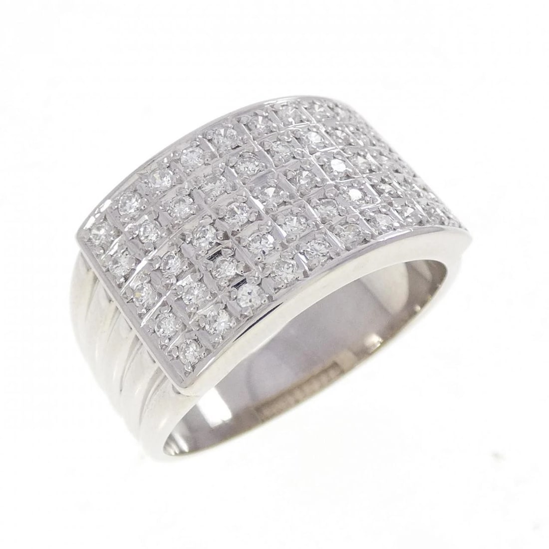 PT900 DIAMOND RING: PT900 Diamond Ring Brand: Unbranded Type/Style: Diamond Ring Material: PT900, Main Stone/Creation Natural Color: Silver Size: US 7 1/2 Accessories: None Accessories Notice: When purchasing pre-owned