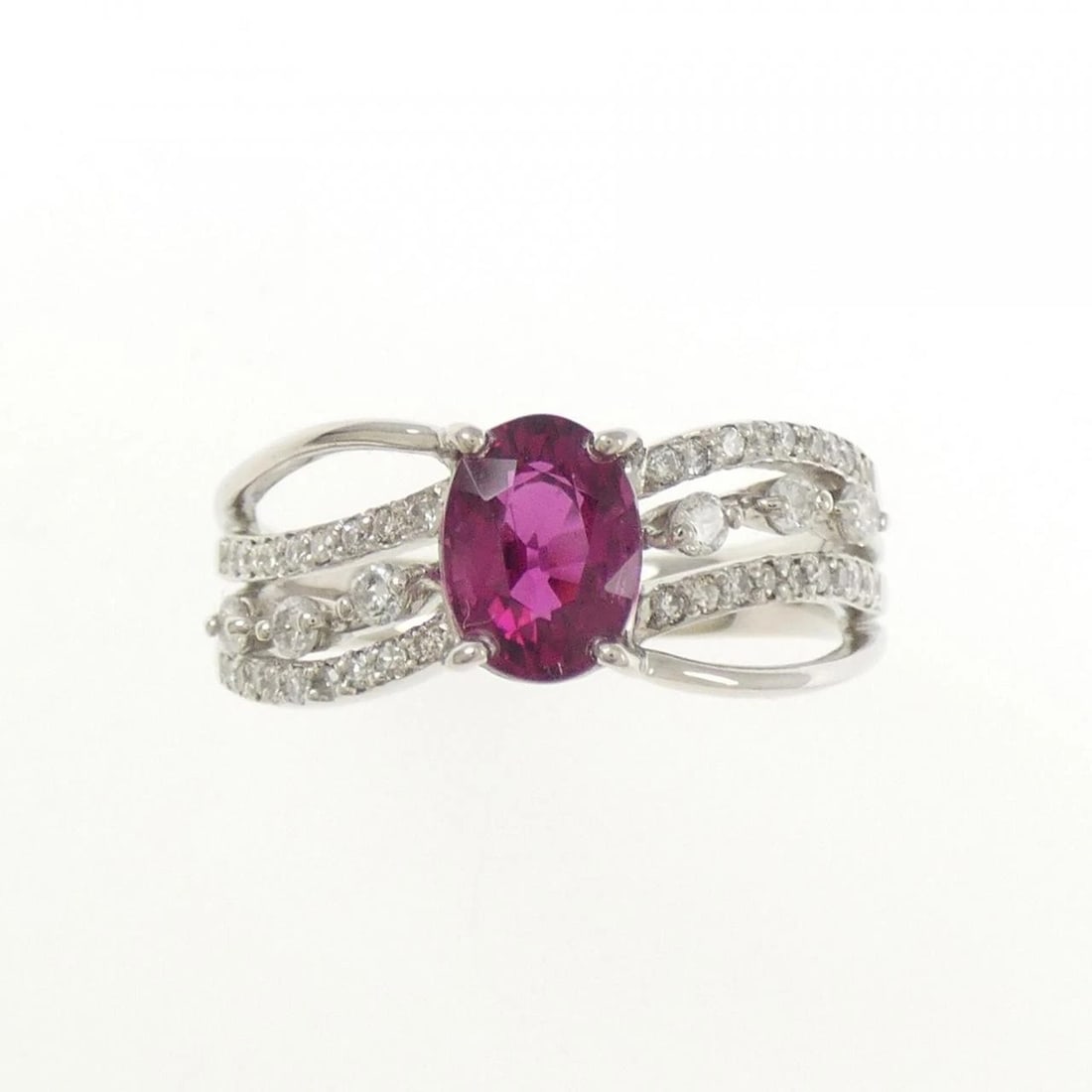 PT900 RUBELLITE TOURMALINE RING: PT900 Rubellite Tourmaline Ring Brand: Unbranded Type/Style: Rubellite Tourmaline Ring Material: PT900, Main Stone/Creation Rubellite TourmalineSecondary Stone Diamond Color: Silver Size: US 6 1/4