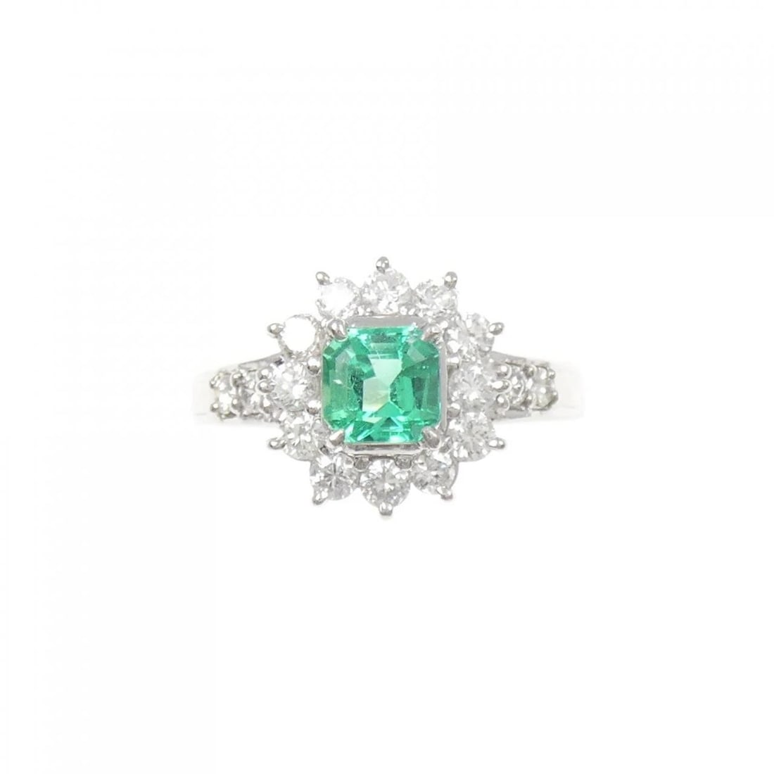 PT900 EMERALD RING - 2