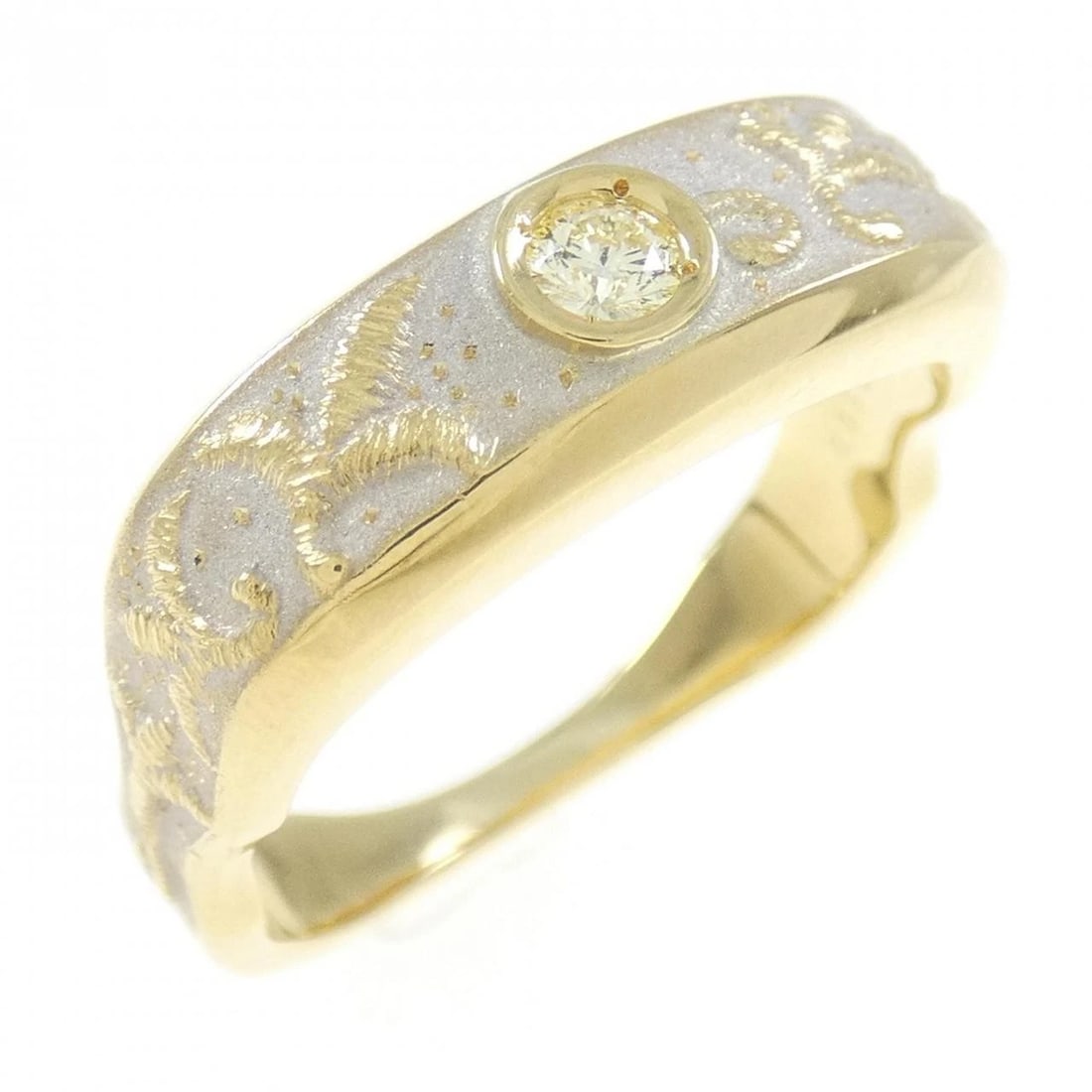 K18YG/K18WG DIAMOND RING: K18YG/K18WG Diamond Ring Brand: Unbranded Type/Style: Diamond Ring Material: K18YG/K18WG, Main Stone/Creation Natural Color: YG,WG Size: US 7 Accessories: None Accessories Notice: When purchasing