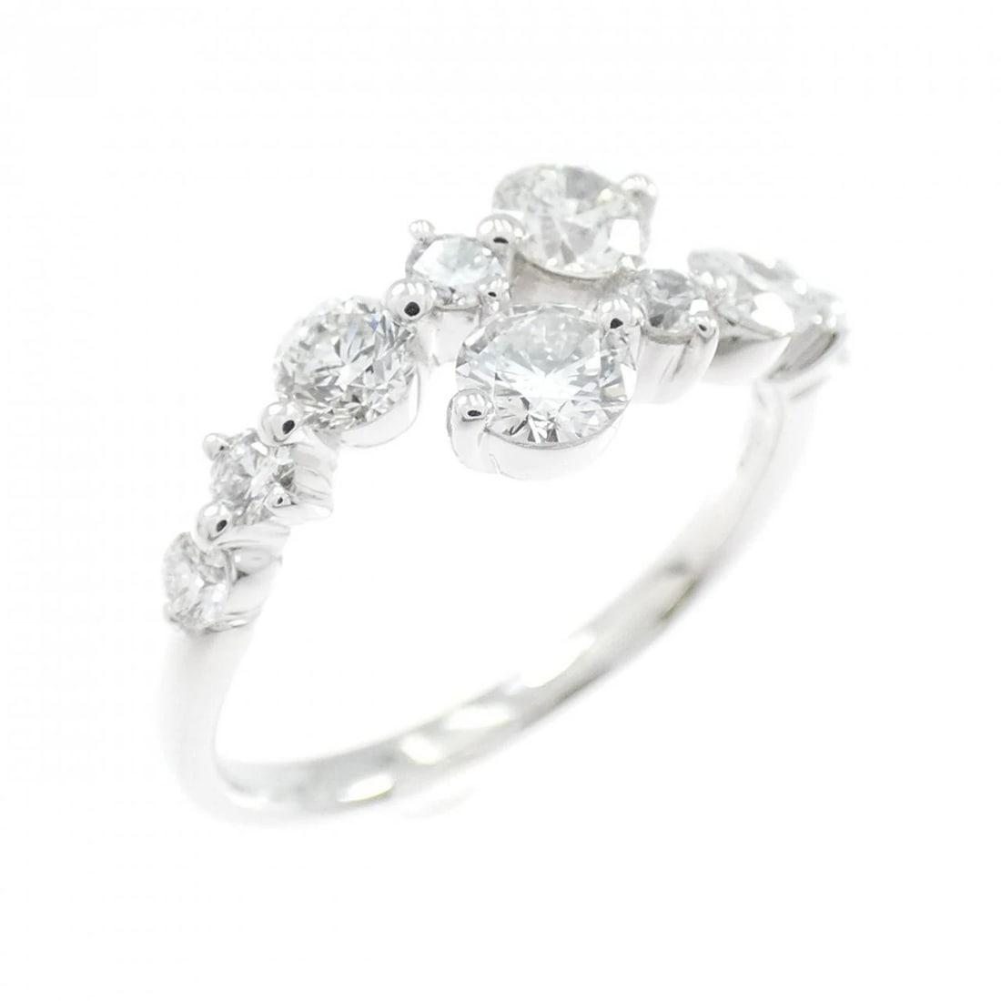 K18WG DIAMOND RING: K18WG Diamond Ring Brand: Unbranded Type/Style: Diamond Ring Material: 18k White Gold, Main Stone/Creation Natural Color: White Gold Size: US 4 3/4 Accessories: None Accessories Notice: Wh