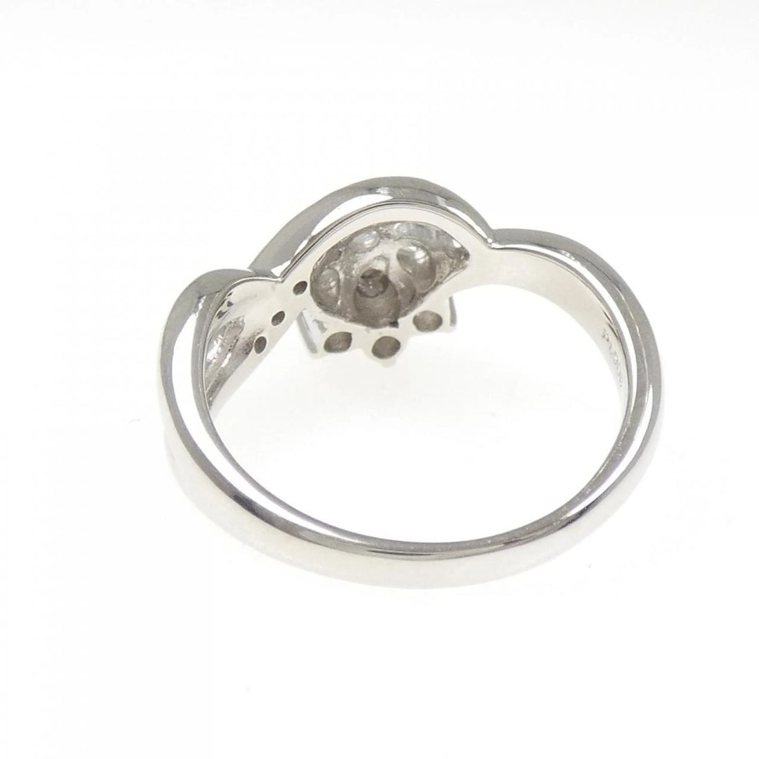 PT900 FLOWER DIAMOND RING - 2
