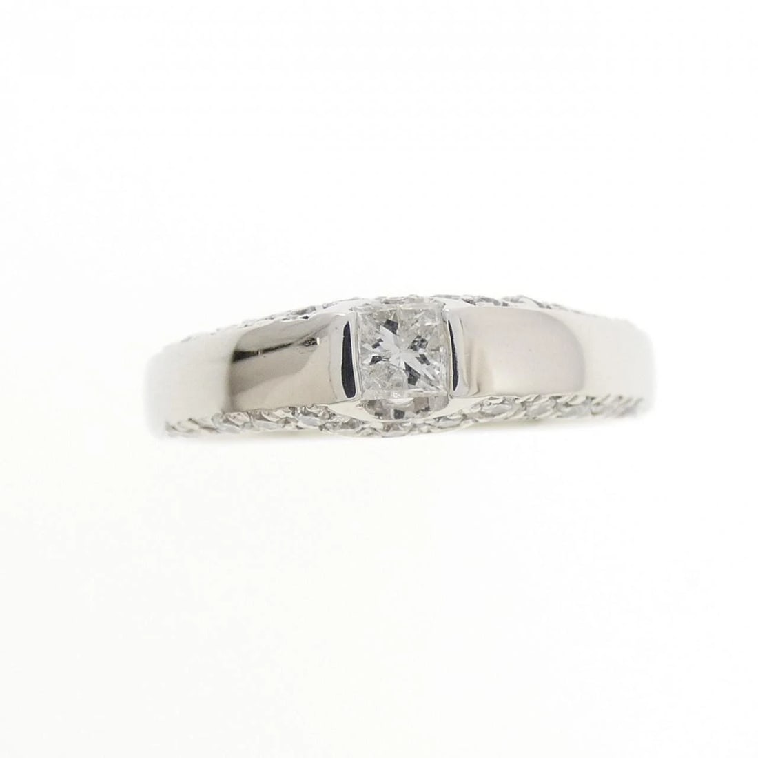 PT900 DIAMOND RING - 2