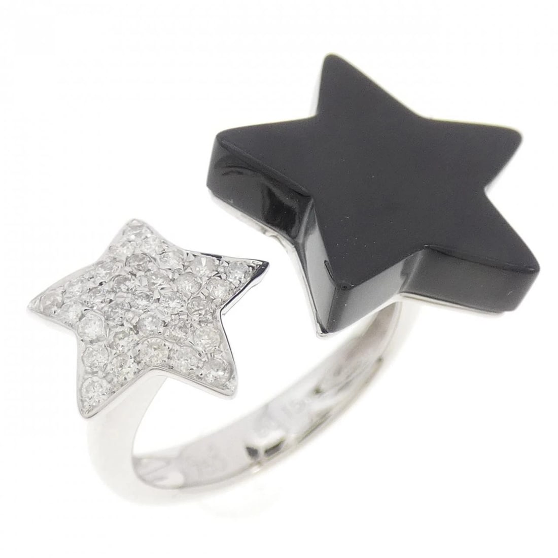 K18WG STAR ONYX RING: K18WG Star Onyx Ring Brand: Unbranded Type/Style: Onyx Ring Material: 18K Yellow Gold, Main Stone/Creation Onyx Secondary Stone Diamond Color: White Gold Size: US 3 1/2 Accessories: None Accessories