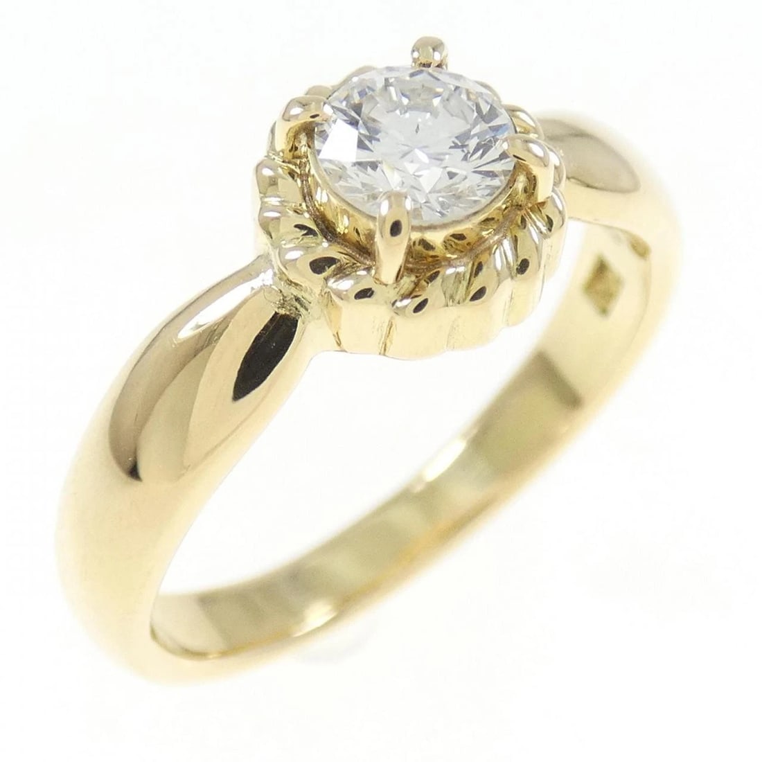 18K YELLOW GOLD SOLITAIRE DIAMOND RING: 18K Yellow Gold Solitaire Diamond Ring Brand: Unbranded Type/Style: Diamond Ring Material: 18K Yellow Gold, Main Stone/Creation Natural Color: Yellow Gold Size: US 7 Accessories: None Accessories