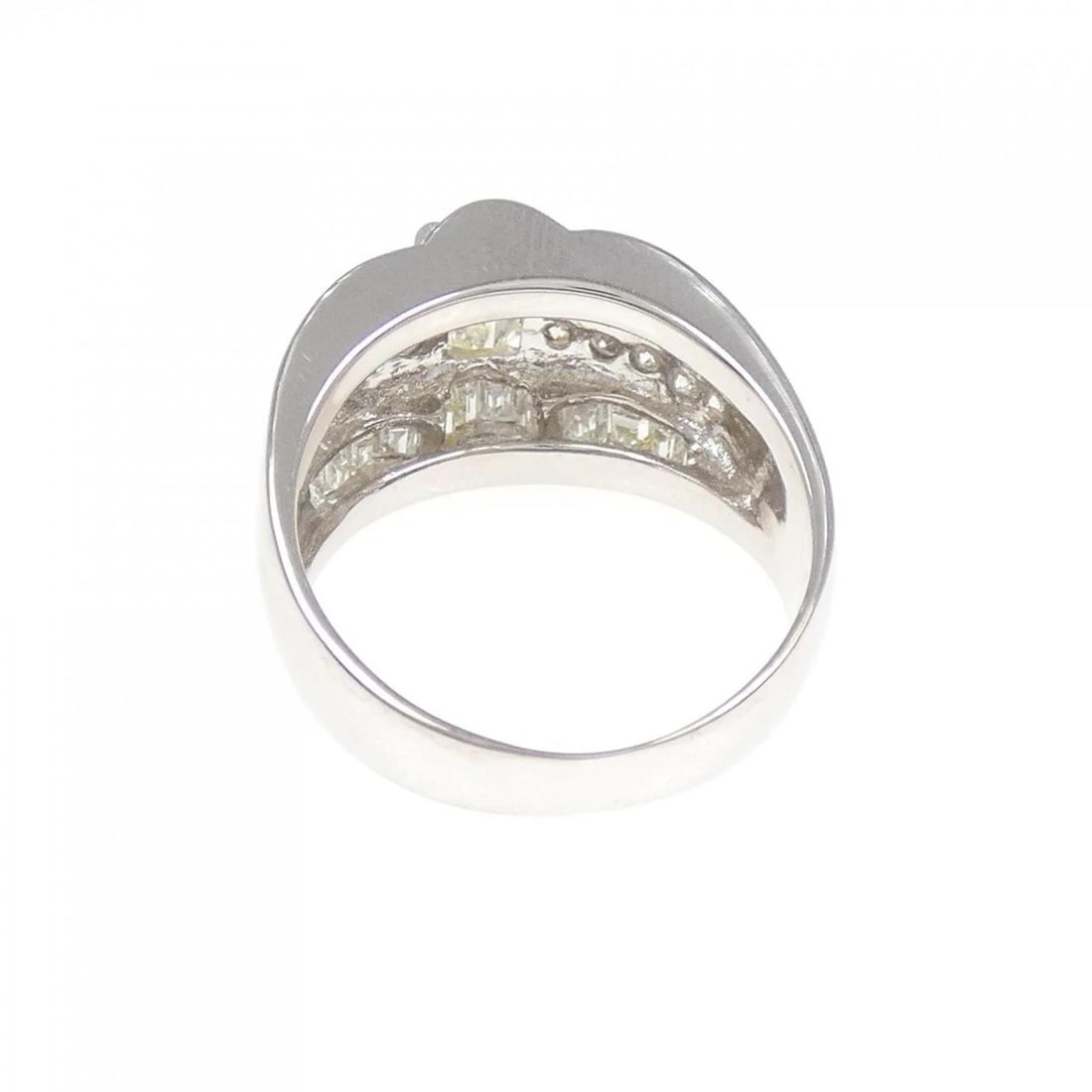 K18WG DIAMOND RING - 2