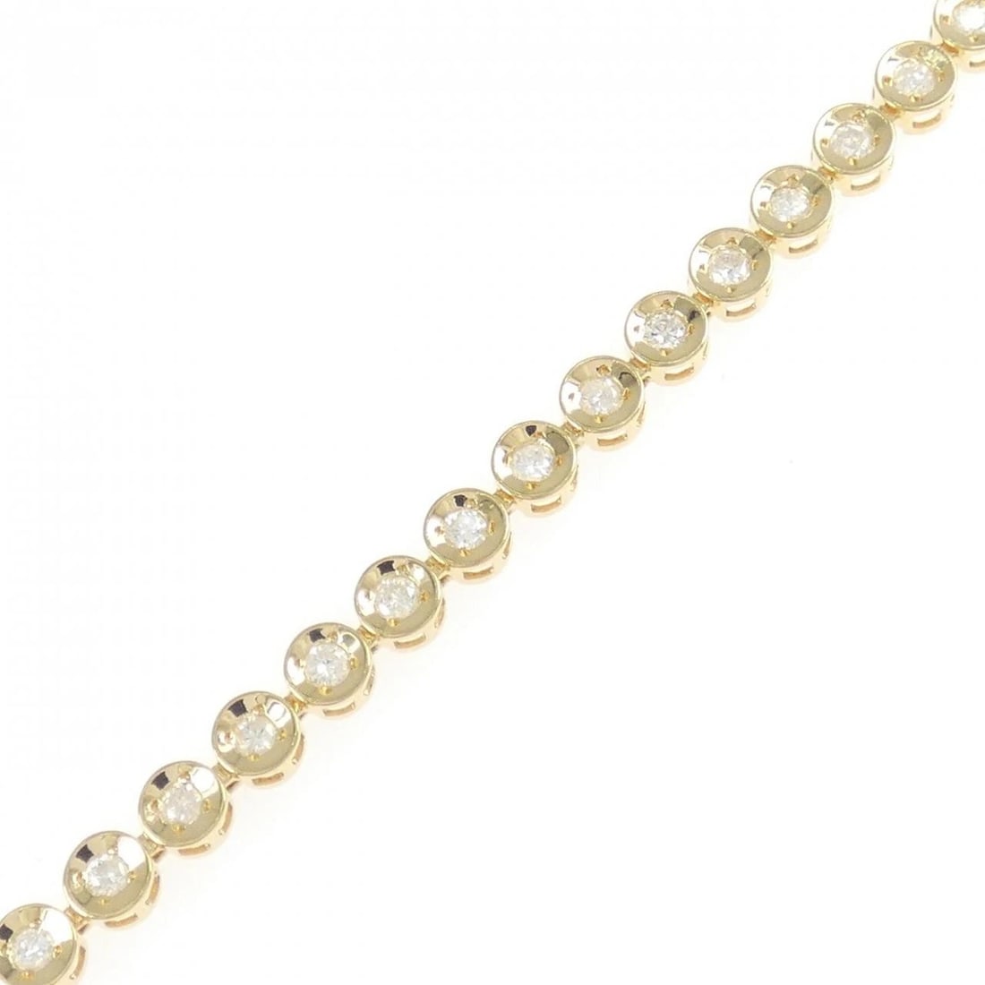 K18YG DIAMOND BRACELET: K18YG Diamond Bracelet Brand: Unbranded Type/Style: Bracelet Material: 18K Yellow Gold, Main Stone/Creation Natural Color: Yellow Gold Size: Actual Size Max width approx: 3.8mmSize 18cm Accessories: