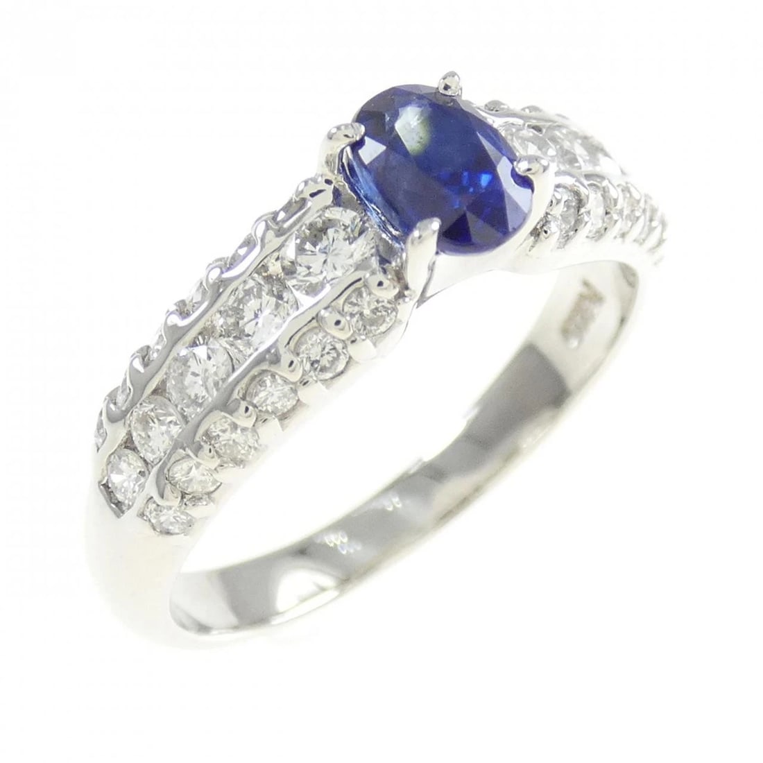 PT900 SAPPHIRE RING: PT900 Sapphire Ring Brand: Unbranded Type/Style: Sapphire Ring Material: PT900, Main Stone/Creation SapphireSecondary StoneDiamond Color: silver Size: US 6 1/4 Accessories: None Accessories Notice: