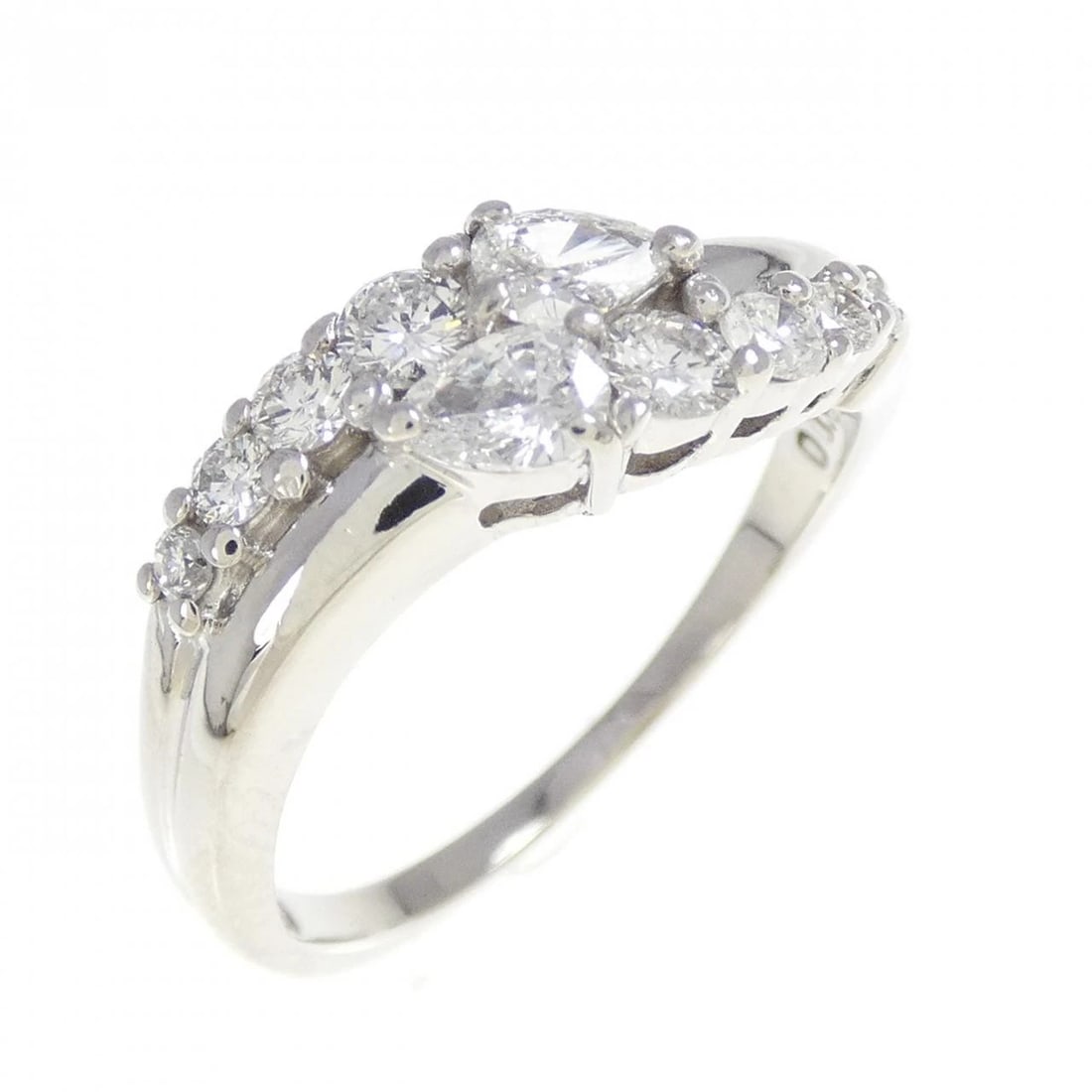 PT900 DIAMOND RING: PT900 Diamond Ring Brand: Unbranded Type/Style: Diamond Ring Material: Platinum900, Main Stone/Creation Natural Color: Platinum Size: US 6 1/4 Accessories: None Accessories Notice: When purchasing