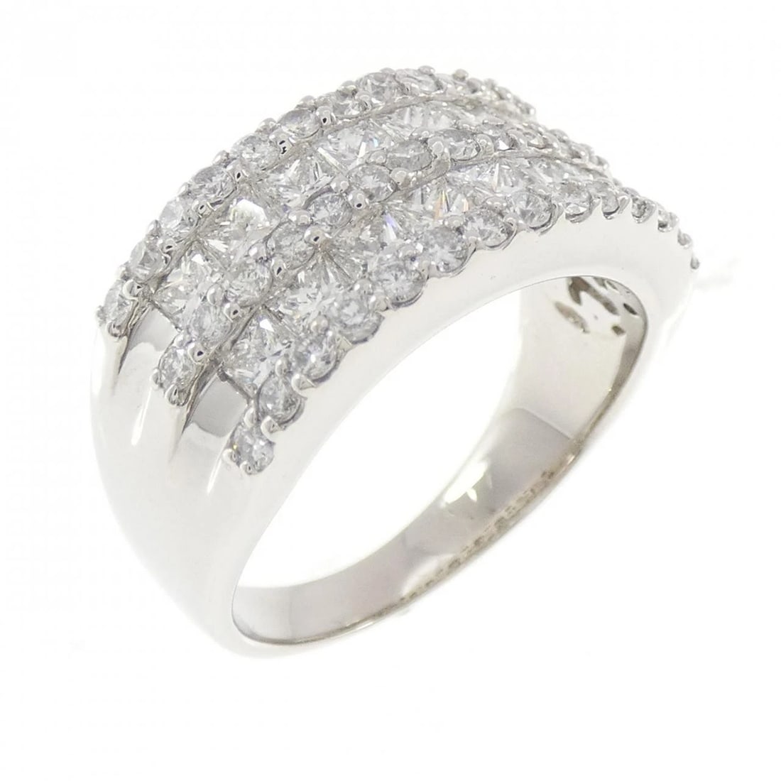 PT900 DIAMOND RING: PT900 Diamond Ring Brand: Unbranded Type/Style: Diamond Ring Material: Platinum900, Main Stone/Creation Natural Color: Platinum Size: US 7 Accessories: None Accessories Notice: When purcha