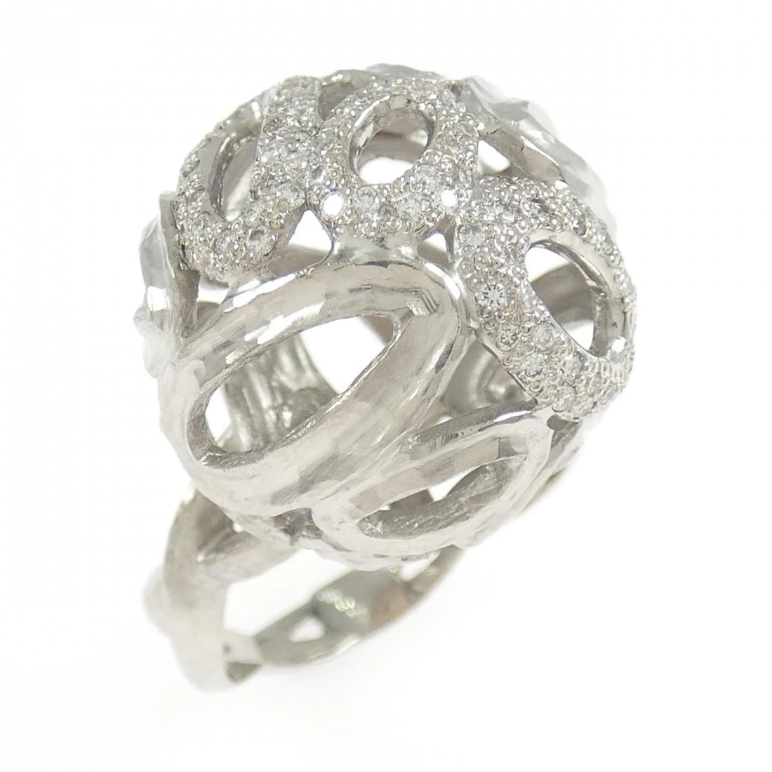 750WG DIAMOND RING: 750WG diamond ring Brand: Unbranded Type/Style: Diamond Ring Material: 750WG, Main Stone/Creation Natural Color: White Gold Size: US 6 3/4 Accessories: None Accessories Notice: When purchasing