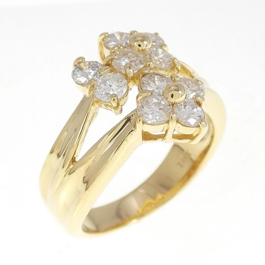 K18YG FLOWER DIAMOND RING: K18YG Flower Diamond Ring Brand: Unbranded Type/Style: Diamond Ring Material: 18K Yellow Gold, Main Stone/Creation Natural Color: Yellow Gold Size: US 6 1/4 Accessories: None Accessories N