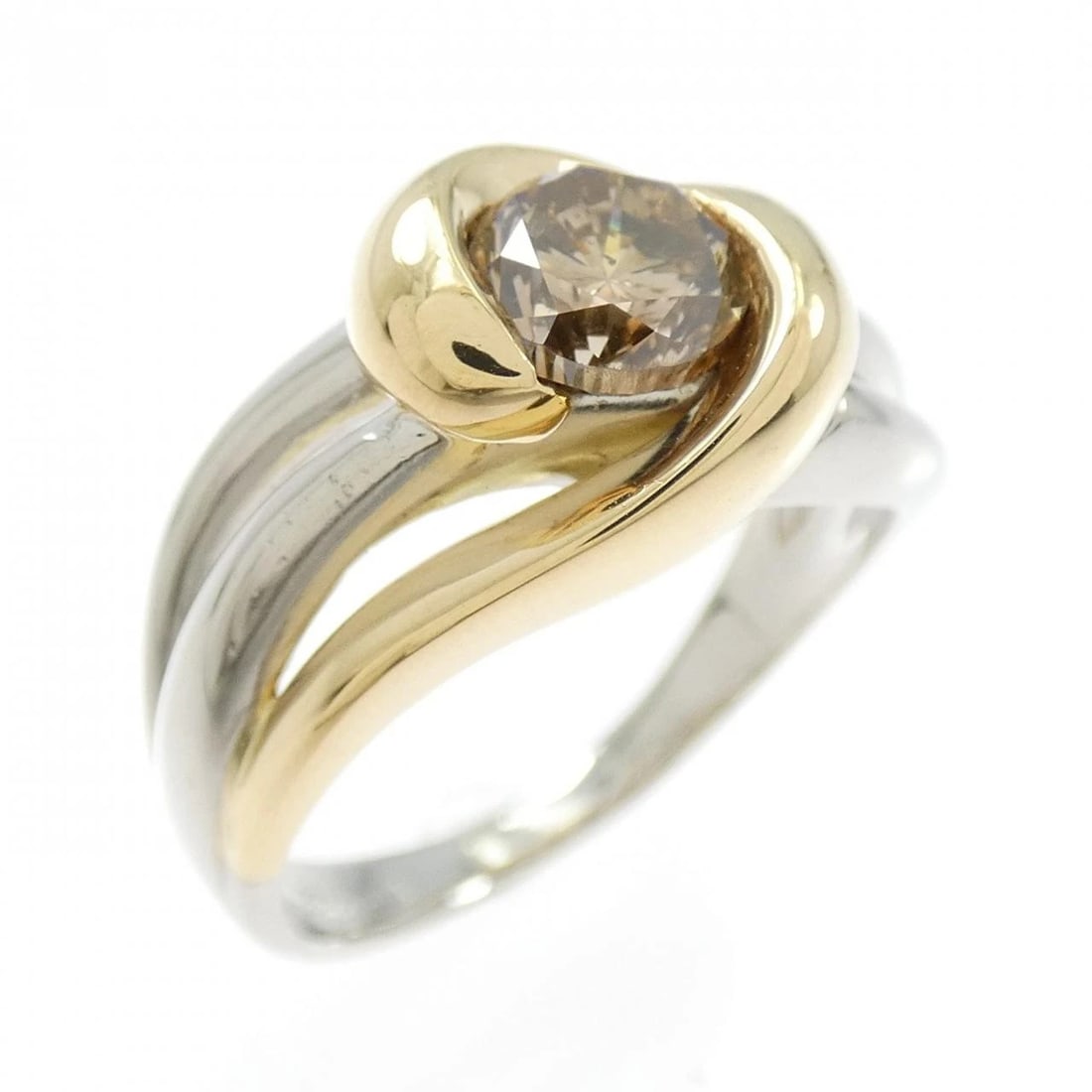 PT900/K18YG DIAMOND RING: PT900/K18YG diamond ring Brand: Unbranded Type/Style: Diamond ring Material: PT900/K18YG, Main Stone/Creation Natural Color: YG,Silver Size: US 8.5 Accessories: None Accessories Notice: When